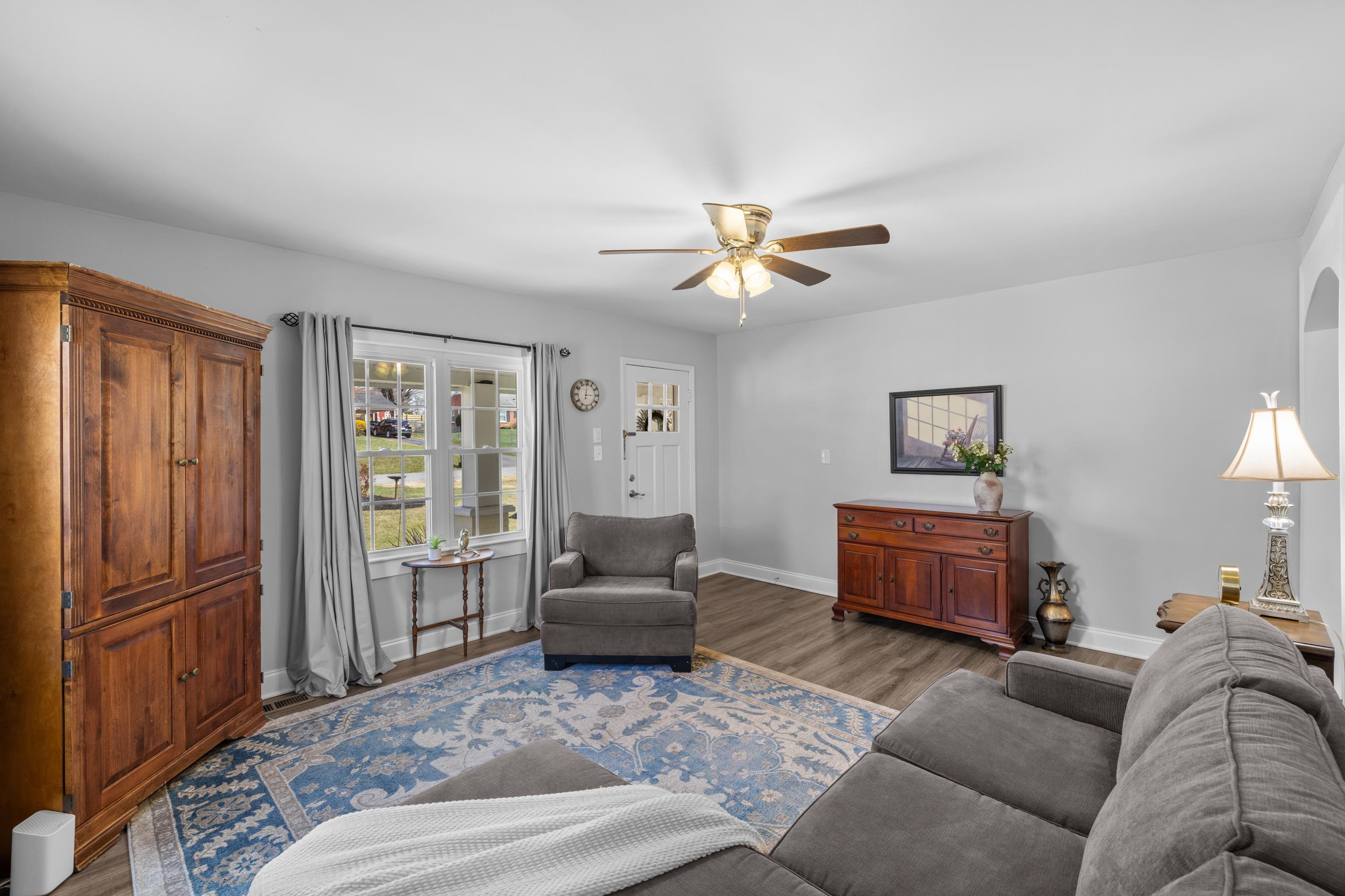 151 STUART AVE, STUARTS DRAFT, Virginia 24477, 3 Bedrooms Bedrooms, ,2 BathroomsBathrooms,Residential,151 STUART AVE,674568 MLS # 674568