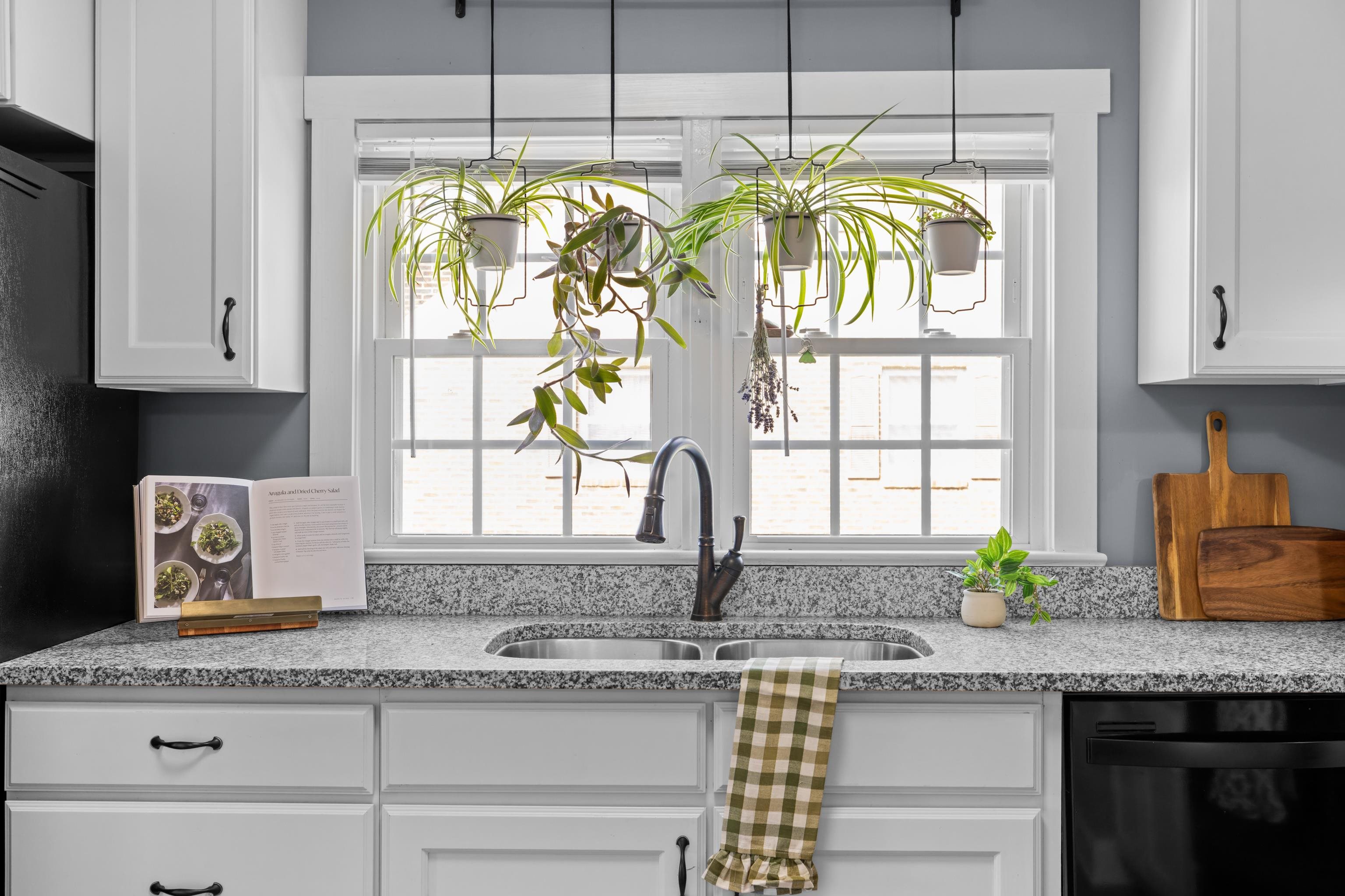 151 STUART AVE, STUARTS DRAFT, Virginia 24477, 3 Bedrooms Bedrooms, ,2 BathroomsBathrooms,Residential,151 STUART AVE,674568 MLS # 674568