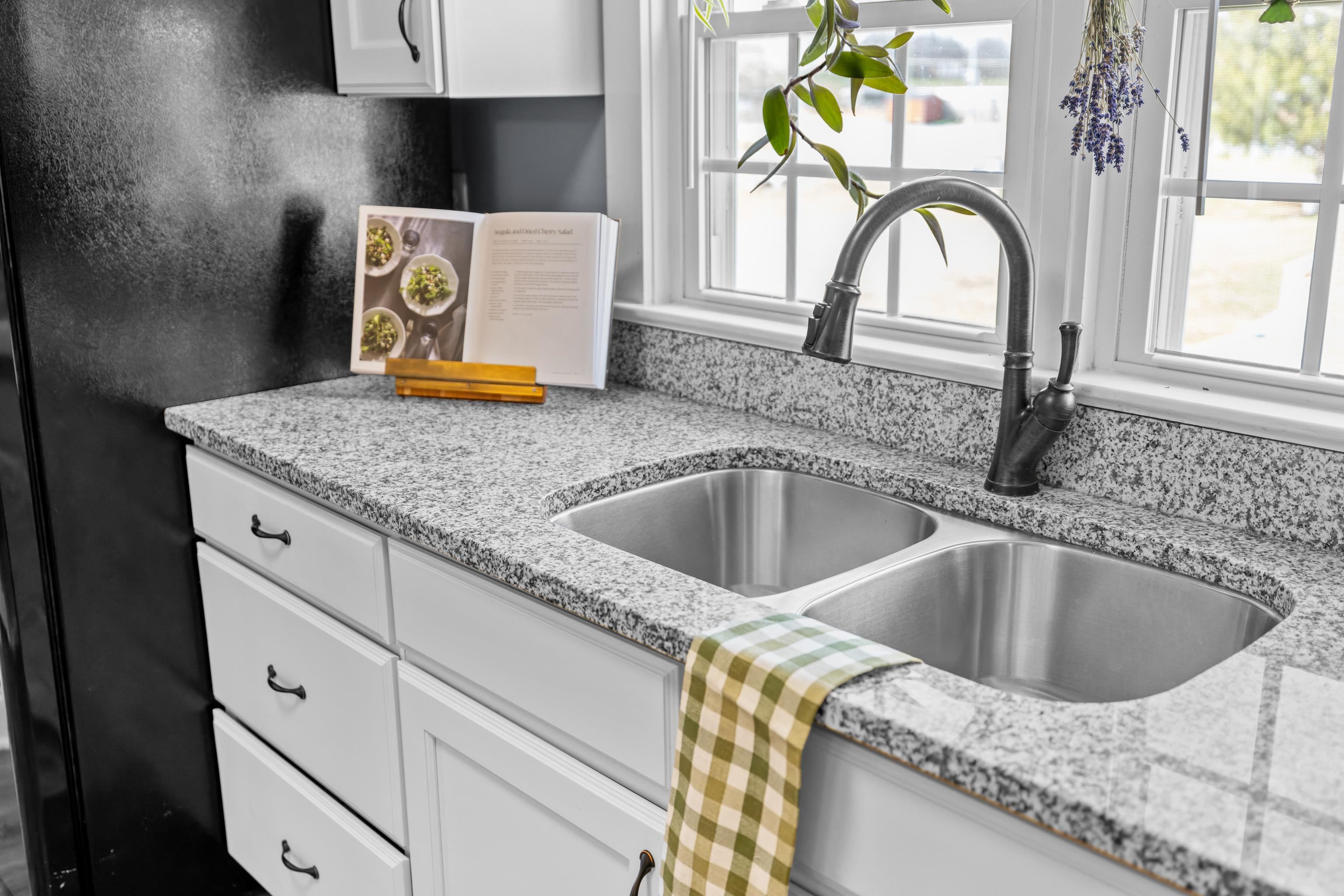 151 STUART AVE, STUARTS DRAFT, Virginia 24477, 3 Bedrooms Bedrooms, ,2 BathroomsBathrooms,Residential,151 STUART AVE,674568 MLS # 674568