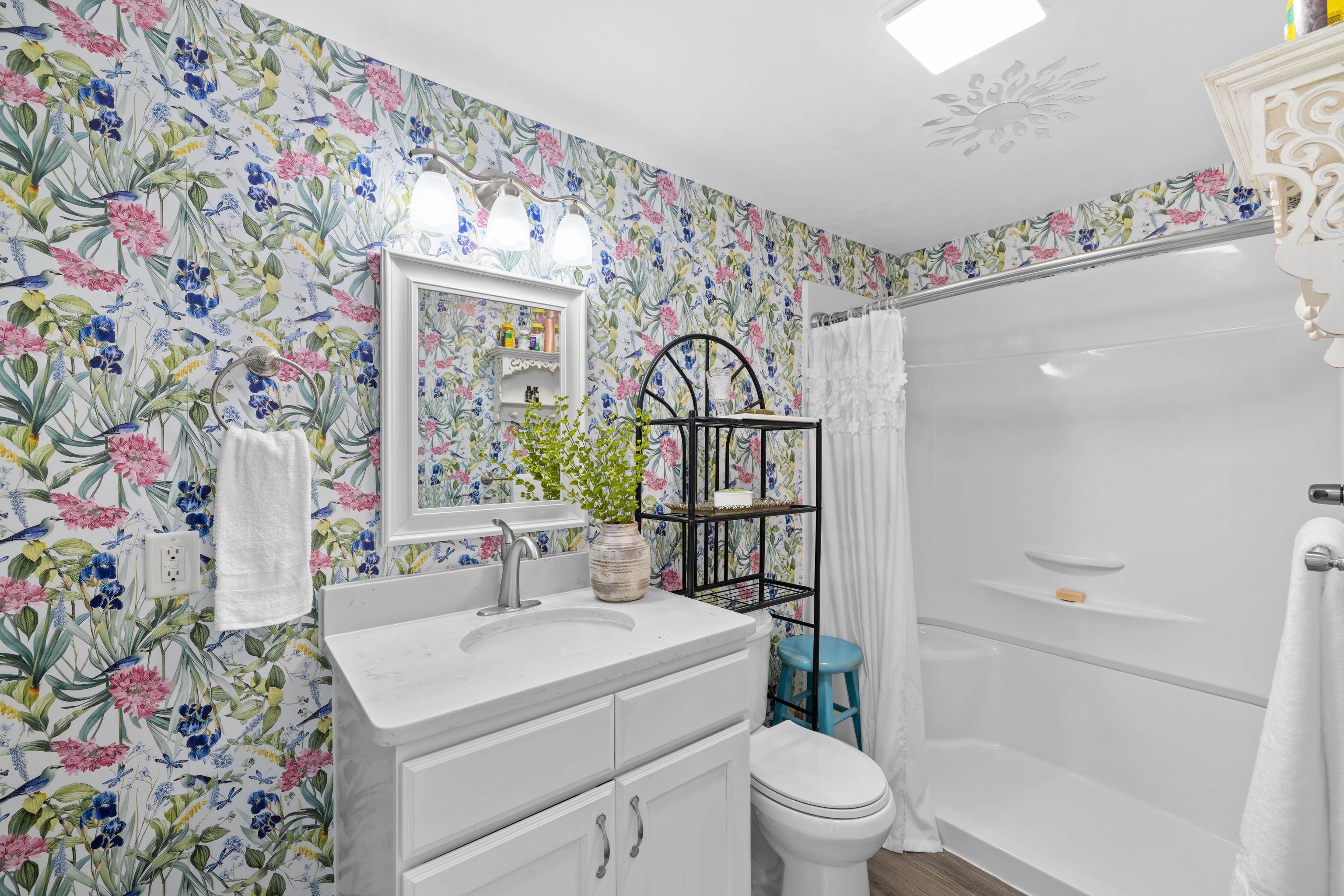 151 STUART AVE, STUARTS DRAFT, Virginia 24477, 3 Bedrooms Bedrooms, ,2 BathroomsBathrooms,Residential,151 STUART AVE,674568 MLS # 674568