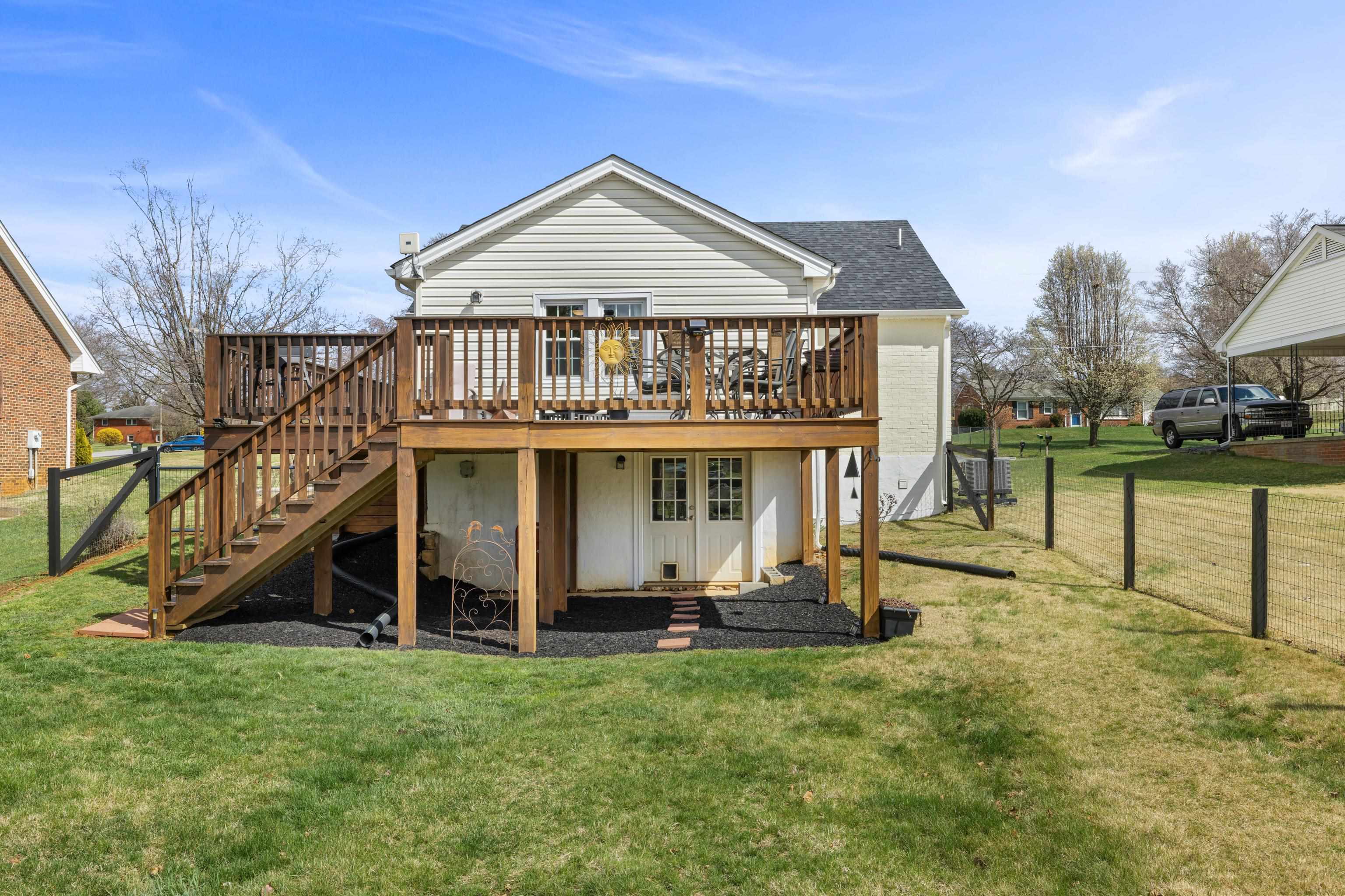 151 STUART AVE, STUARTS DRAFT, Virginia 24477, 3 Bedrooms Bedrooms, ,2 BathroomsBathrooms,Residential,151 STUART AVE,674568 MLS # 674568