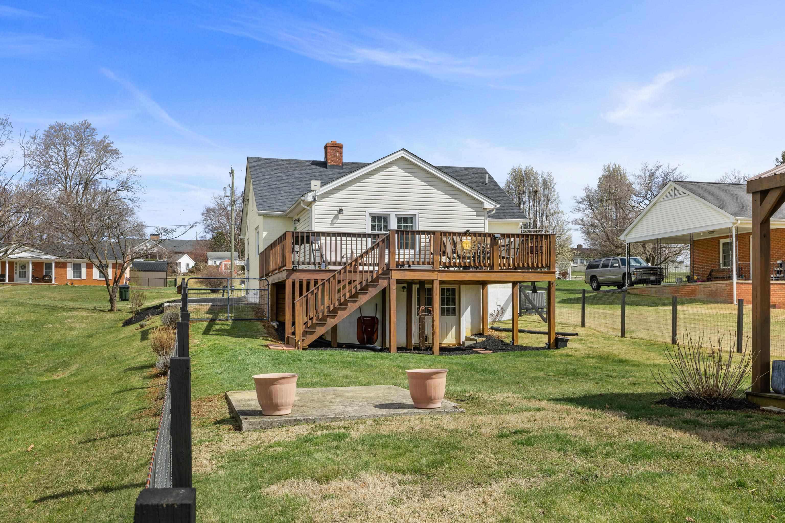 151 STUART AVE, STUARTS DRAFT, Virginia 24477, 3 Bedrooms Bedrooms, ,2 BathroomsBathrooms,Residential,151 STUART AVE,674568 MLS # 674568