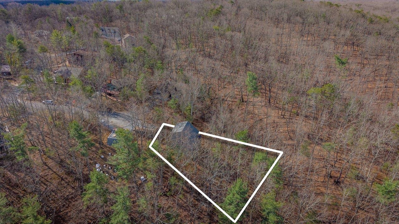 140 LAIRD PL, MCGAHEYSVILLE, Virginia 22840, 3 Bedrooms Bedrooms, ,3 BathroomsBathrooms,Residential,140 LAIRD PL,674570 MLS # 674570