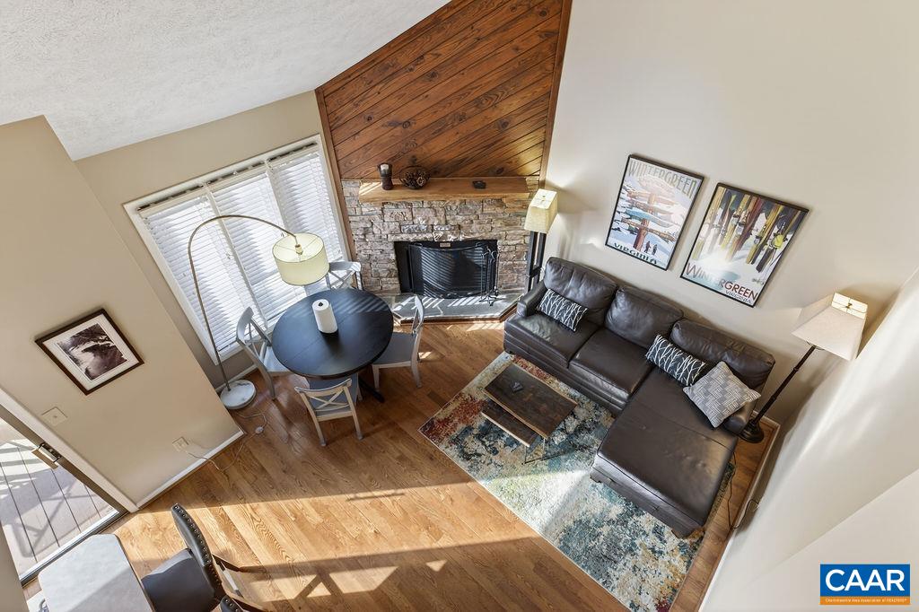 745 LAURELWOOD CONDOS, ROSELAND, Virginia 22967, 2 Bedrooms Bedrooms, ,2 BathroomsBathrooms,Residential,745 LAURELWOOD CONDOS,674572 MLS # 674572