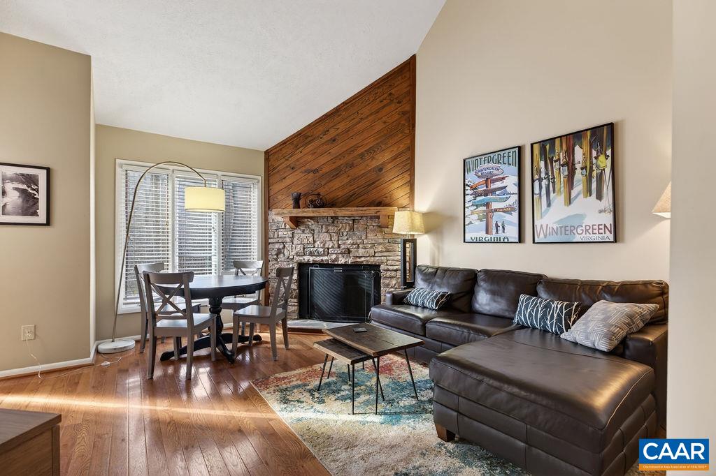 745 LAURELWOOD CONDOS, ROSELAND, Virginia 22967, 2 Bedrooms Bedrooms, ,2 BathroomsBathrooms,Residential,745 LAURELWOOD CONDOS,674572 MLS # 674572