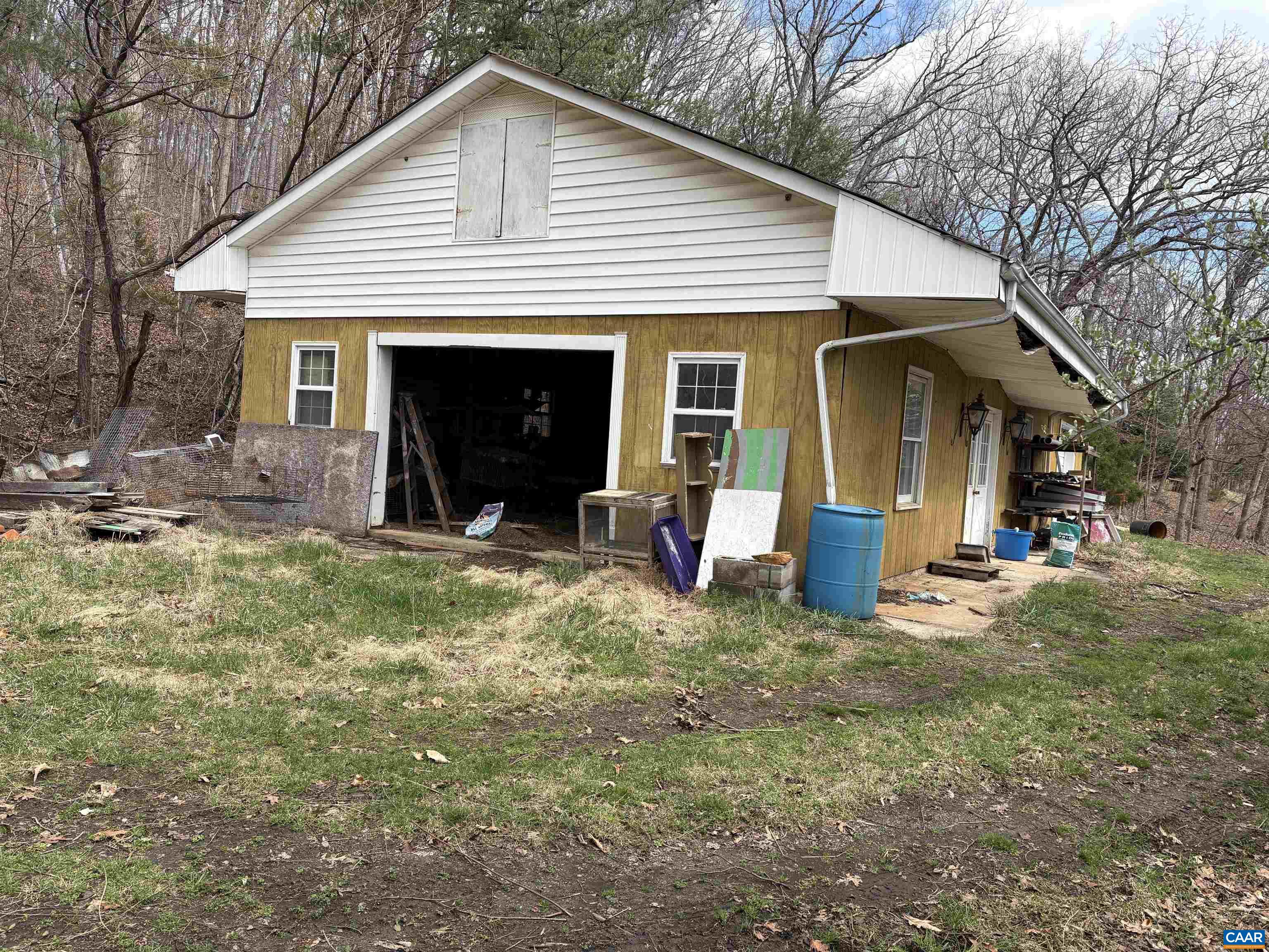 9450 JAMES RIVER RD, SHIPMAN, Virginia 22971, 3 Bedrooms Bedrooms, ,1 BathroomBathrooms,Residential,9450 JAMES RIVER RD,674574 MLS # 674574