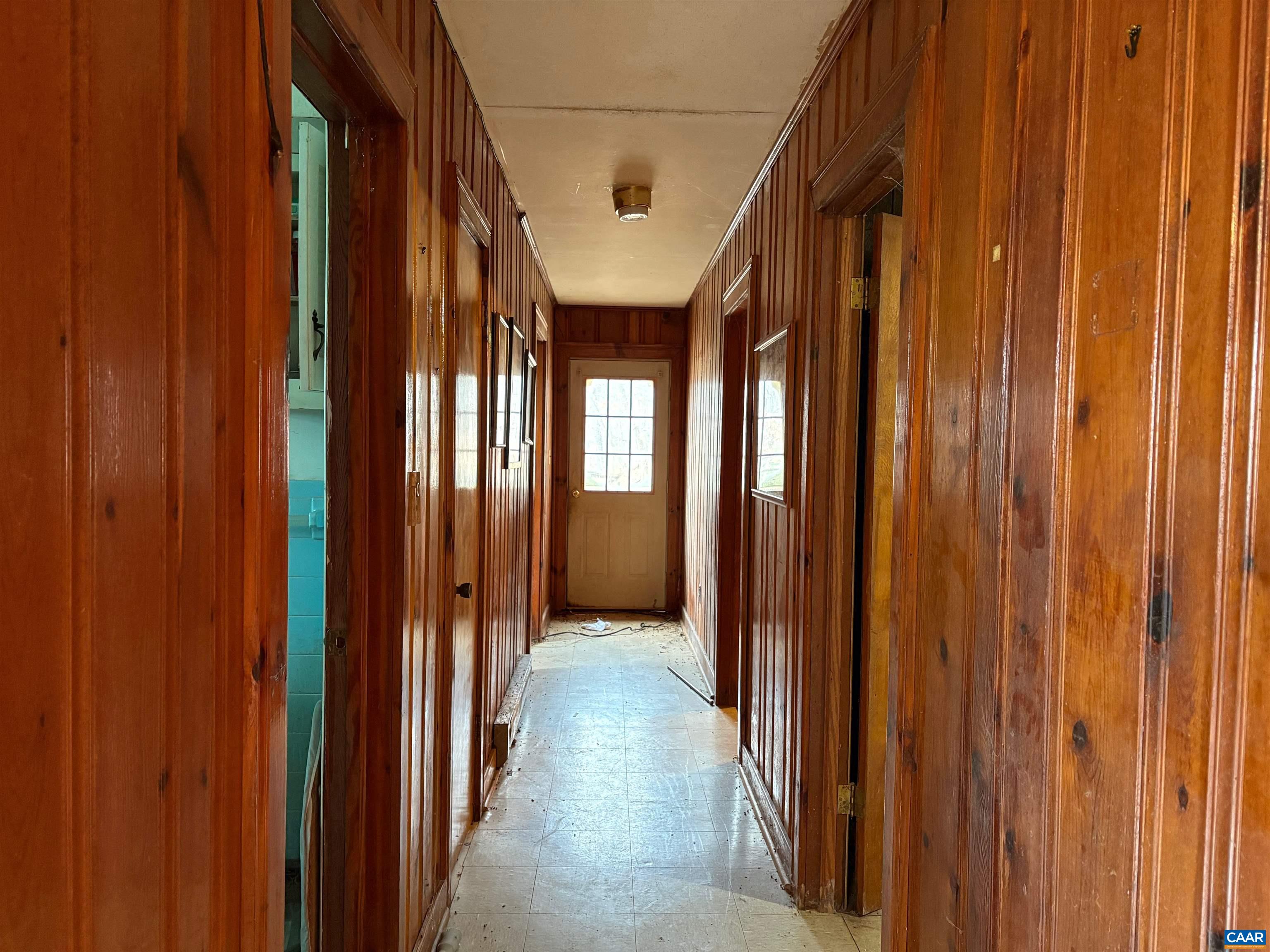 9450 JAMES RIVER RD, SHIPMAN, Virginia 22971, 3 Bedrooms Bedrooms, ,1 BathroomBathrooms,Residential,9450 JAMES RIVER RD,674574 MLS # 674574