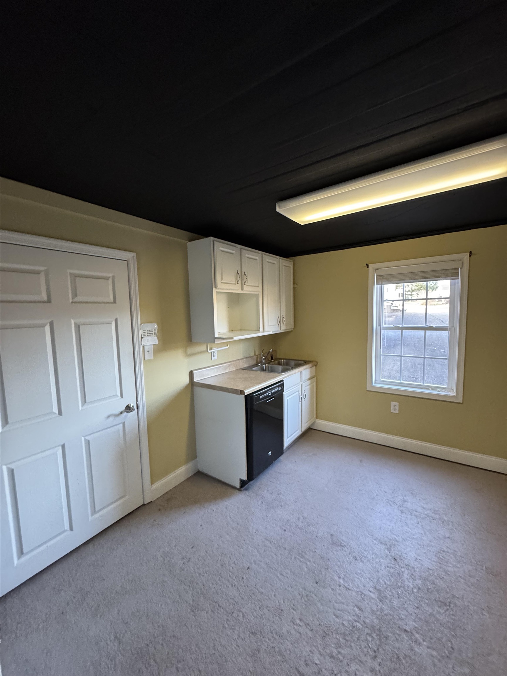 13 LONG MEADOW RD, FISHERSVILLE, Virginia 22939, ,Commercial,13 LONG MEADOW RD,674588 MLS # 674588