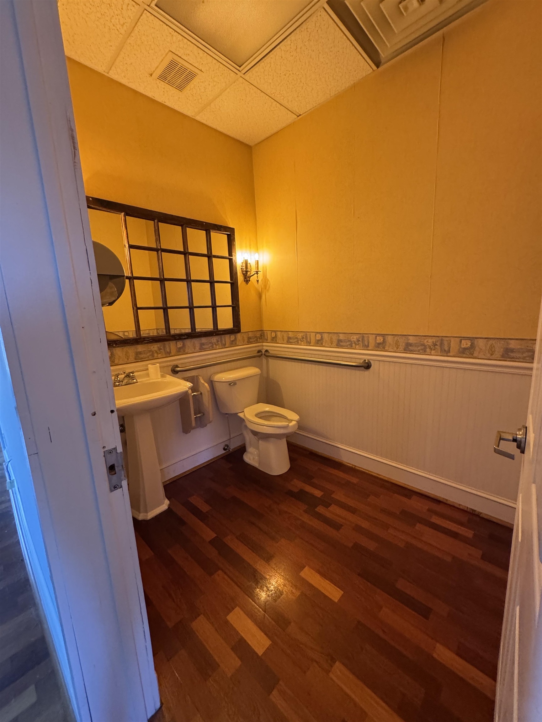 13 LONG MEADOW RD, FISHERSVILLE, Virginia 22939, ,Commercial,13 LONG MEADOW RD,674588 MLS # 674588