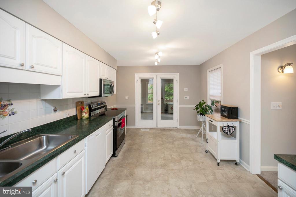 1023 EASTOVER PKWY, LOCUST GROVE, Virginia 22508, 3 Bedrooms Bedrooms, ,3 BathroomsBathrooms,Residential,1023 EASTOVER PKWY,VAOR2013546 MLS # VAOR2013546