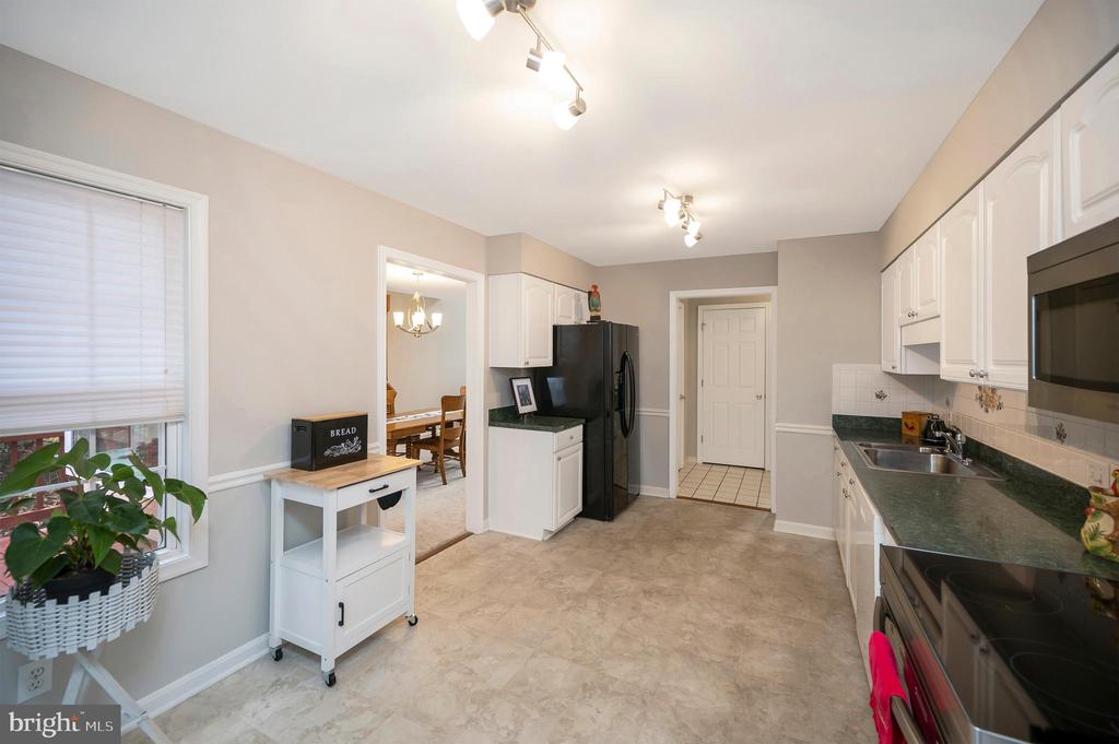 1023 EASTOVER PKWY, LOCUST GROVE, Virginia 22508, 3 Bedrooms Bedrooms, ,3 BathroomsBathrooms,Residential,1023 EASTOVER PKWY,VAOR2013546 MLS # VAOR2013546