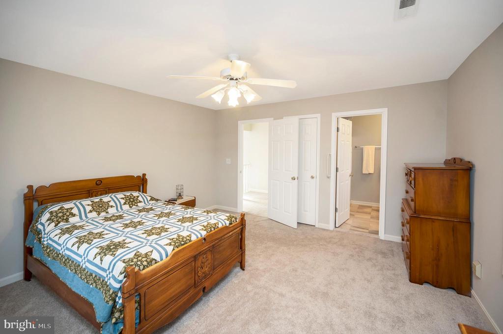 1023 EASTOVER PKWY, LOCUST GROVE, Virginia 22508, 3 Bedrooms Bedrooms, ,3 BathroomsBathrooms,Residential,1023 EASTOVER PKWY,VAOR2013546 MLS # VAOR2013546