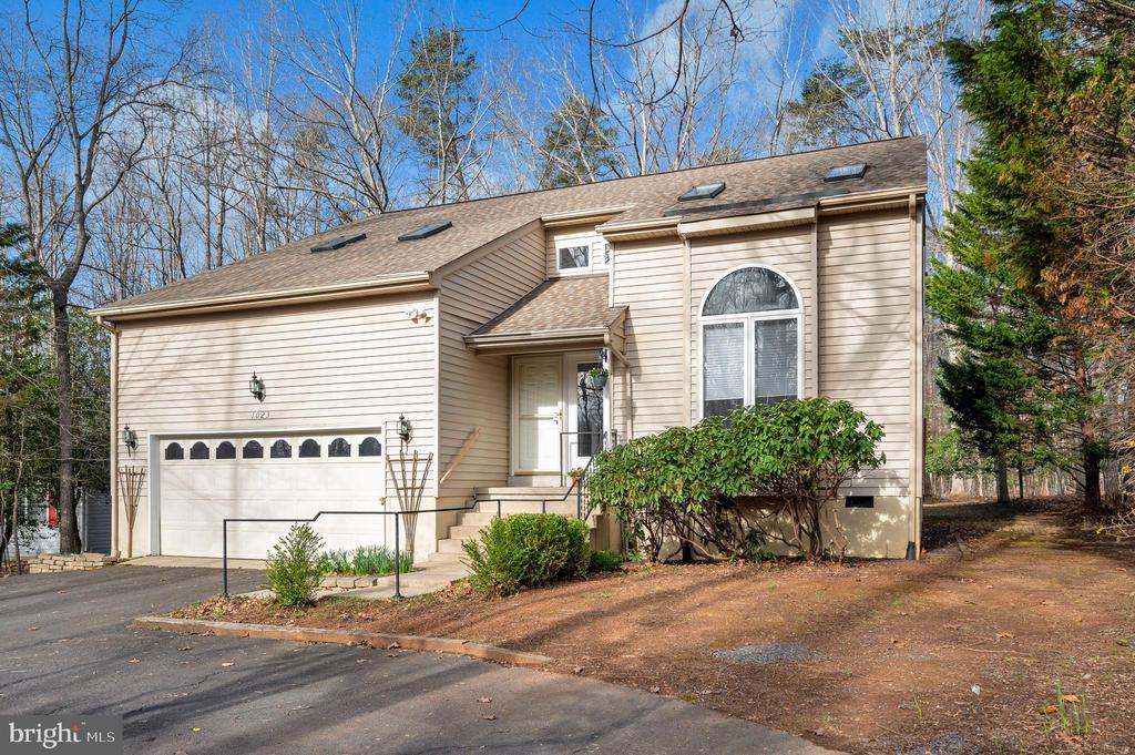 1023 EASTOVER PKWY, LOCUST GROVE, Virginia 22508, 3 Bedrooms Bedrooms, ,3 BathroomsBathrooms,Residential,1023 EASTOVER PKWY,VAOR2013546 MLS # VAOR2013546