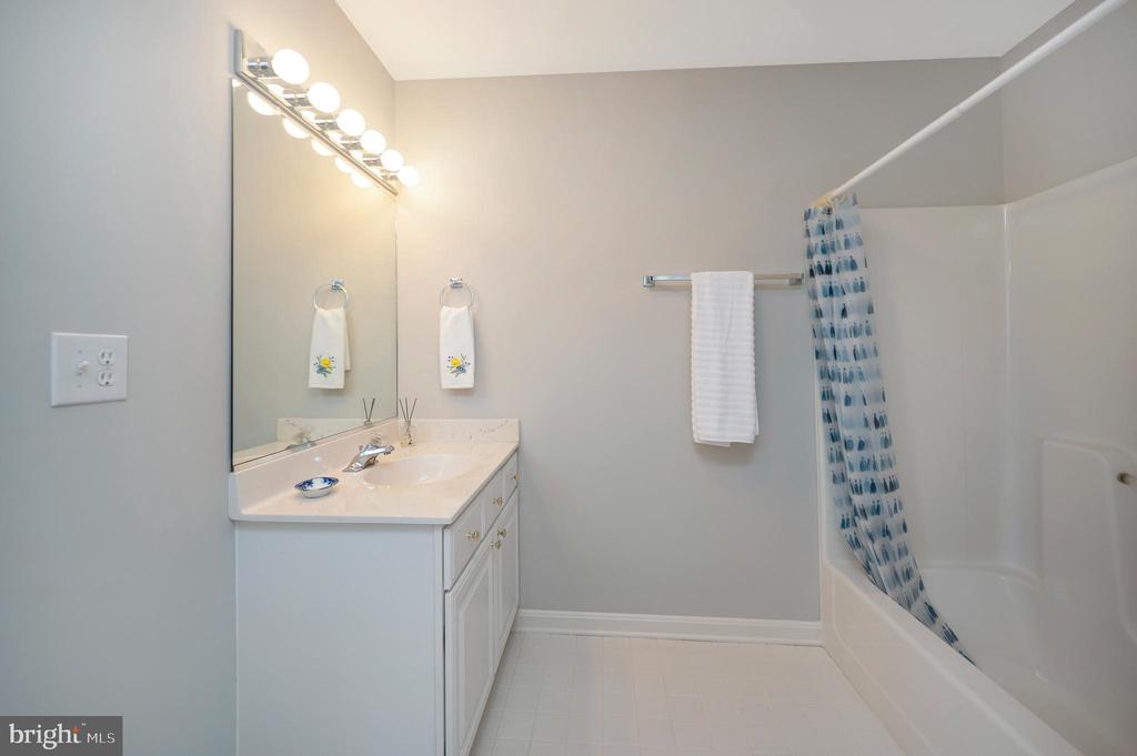 1023 EASTOVER PKWY, LOCUST GROVE, Virginia 22508, 3 Bedrooms Bedrooms, ,3 BathroomsBathrooms,Residential,1023 EASTOVER PKWY,VAOR2013546 MLS # VAOR2013546