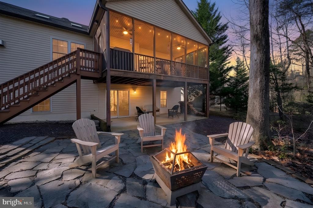 101 OAK CT, LOCUST GROVE, Virginia 22508, 3 Bedrooms Bedrooms, ,2 BathroomsBathrooms,Residential,101 OAK CT,VAOR2013544 MLS # VAOR2013544