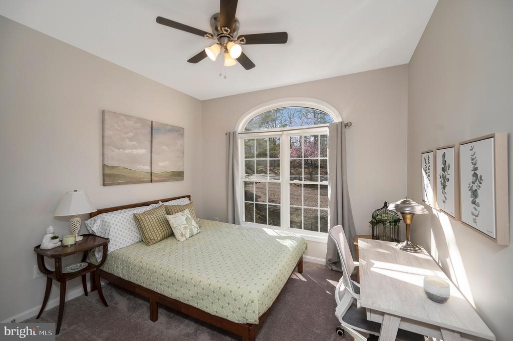 101 OAK CT, LOCUST GROVE, Virginia 22508, 3 Bedrooms Bedrooms, ,2 BathroomsBathrooms,Residential,101 OAK CT,VAOR2013544 MLS # VAOR2013544