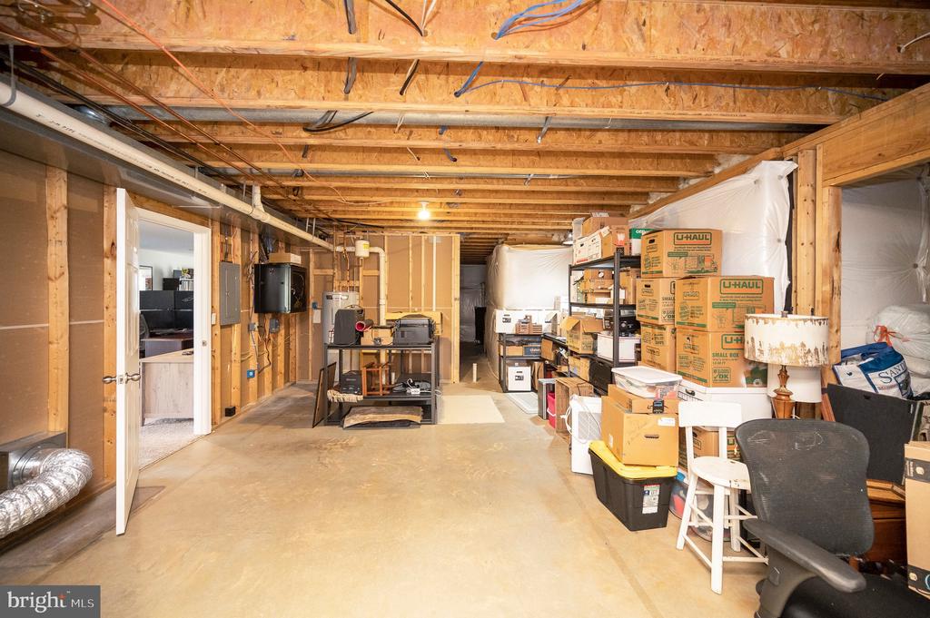 101 OAK CT, LOCUST GROVE, Virginia 22508, 3 Bedrooms Bedrooms, ,2 BathroomsBathrooms,Residential,101 OAK CT,VAOR2013544 MLS # VAOR2013544