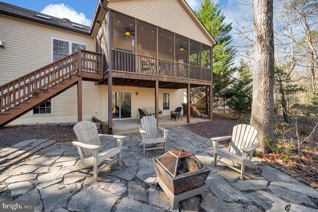 101 OAK CT, LOCUST GROVE, Virginia 22508, 3 Bedrooms Bedrooms, ,2 BathroomsBathrooms,Residential,101 OAK CT,VAOR2013544 MLS # VAOR2013544