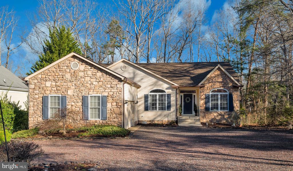 101 OAK CT, LOCUST GROVE, Virginia 22508, 3 Bedrooms Bedrooms, ,2 BathroomsBathrooms,Residential,101 OAK CT,VAOR2013544 MLS # VAOR2013544