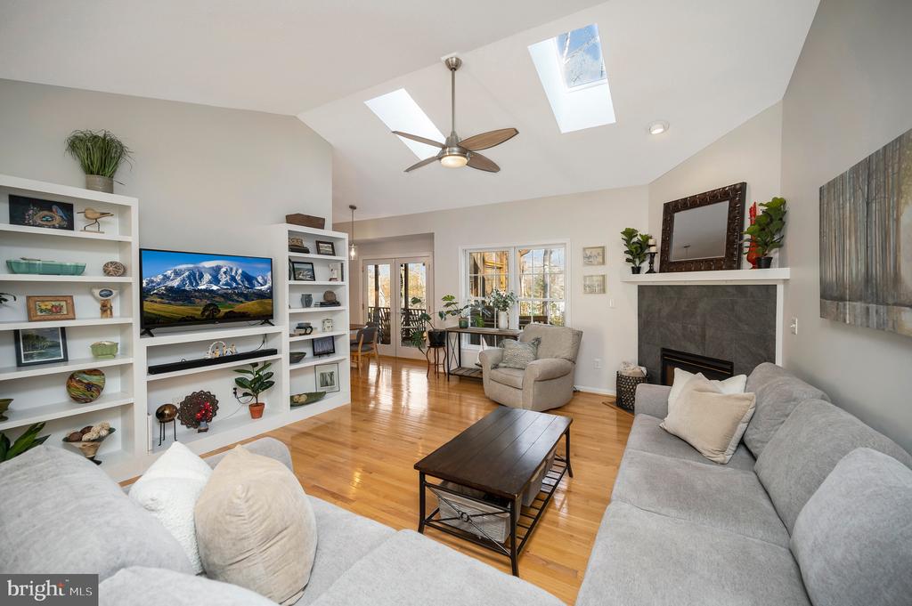 101 OAK CT, LOCUST GROVE, Virginia 22508, 3 Bedrooms Bedrooms, ,2 BathroomsBathrooms,Residential,101 OAK CT,VAOR2013544 MLS # VAOR2013544