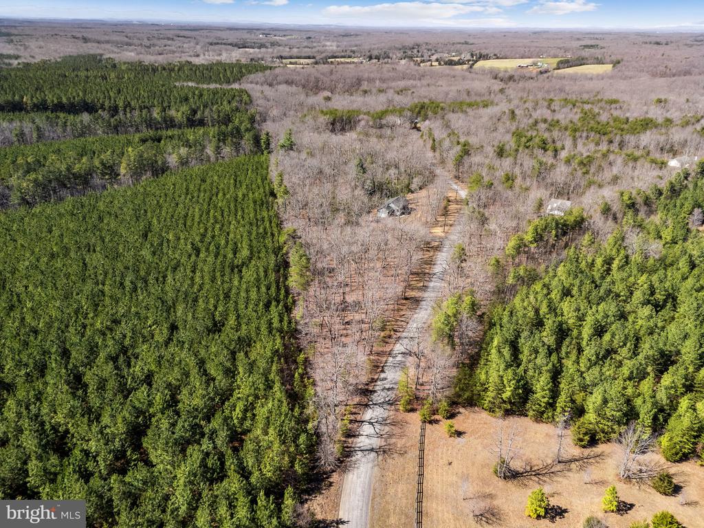 21270 WALKERS LN, RICHARDSVILLE, Virginia 22736, 3 Bedrooms Bedrooms, ,2 BathroomsBathrooms,Residential,21270 WALKERS LN,VACU2013018 MLS # VACU2013018 21270 WALKERS LN, RICHARDSVILLE, Virginia 22736, 3 Bedrooms Bedrooms, ,2 BathroomsBathrooms,Residential,21270 WALKERS LN,VACU2013018 MLS # VACU2013018