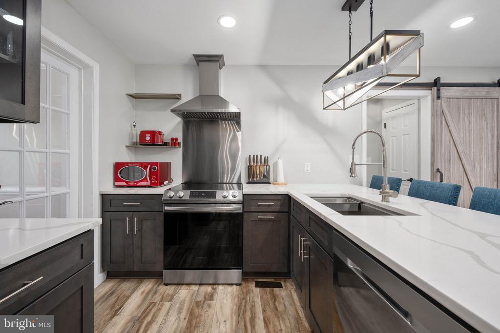 6531 LANES CORNER RD, SPOTSYLVANIA, Virginia 22551, 3 Bedrooms Bedrooms, ,3 BathroomsBathrooms,Residential,6531 LANES CORNER RD,VASP2039866 MLS # VASP2039866 6531 LANES CORNER RD, SPOTSYLVANIA, Virginia 22551, 3 Bedrooms Bedrooms, ,3 BathroomsBathrooms,Residential,6531 LANES CORNER RD,VASP2039866 MLS # VASP2039866