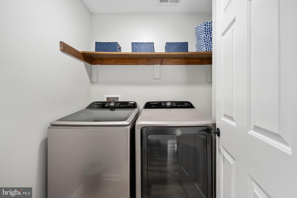 6531 LANES CORNER RD, SPOTSYLVANIA, Virginia 22551, 3 Bedrooms Bedrooms, ,3 BathroomsBathrooms,Residential,6531 LANES CORNER RD,VASP2039866 MLS # VASP2039866 6531 LANES CORNER RD, SPOTSYLVANIA, Virginia 22551, 3 Bedrooms Bedrooms, ,3 BathroomsBathrooms,Residential,6531 LANES CORNER RD,VASP2039866 MLS # VASP2039866