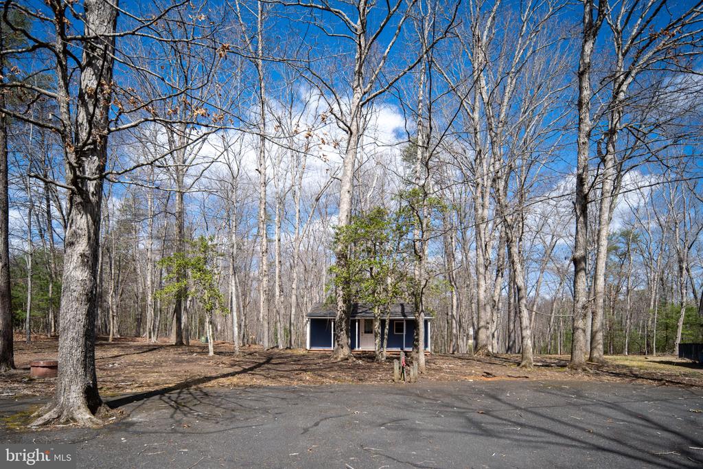 6531 LANES CORNER RD, SPOTSYLVANIA, Virginia 22551, 3 Bedrooms Bedrooms, ,3 BathroomsBathrooms,Residential,6531 LANES CORNER RD,VASP2039866 MLS # VASP2039866 6531 LANES CORNER RD, SPOTSYLVANIA, Virginia 22551, 3 Bedrooms Bedrooms, ,3 BathroomsBathrooms,Residential,6531 LANES CORNER RD,VASP2039866 MLS # VASP2039866