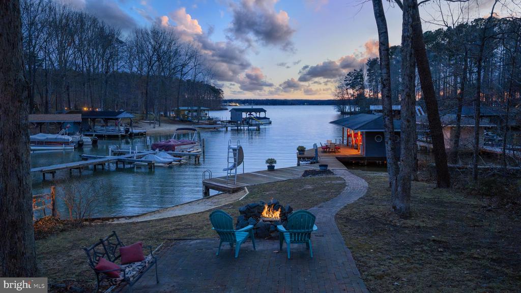 2325 WATERSIDE DR, BUMPASS, Virginia 23024, 6 Bedrooms Bedrooms, ,3 BathroomsBathrooms,Residential,2325 WATERSIDE DR,VASP2040044 MLS # VASP2040044