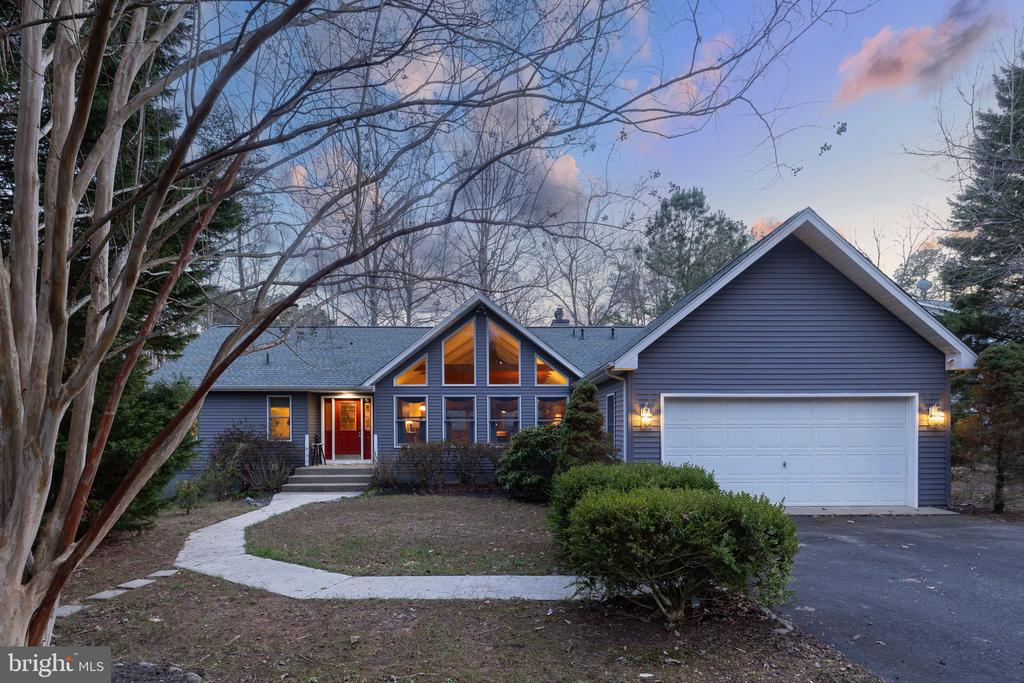 2325 WATERSIDE DR, BUMPASS, Virginia 23024, 6 Bedrooms Bedrooms, ,3 BathroomsBathrooms,Residential,2325 WATERSIDE DR,VASP2040044 MLS # VASP2040044