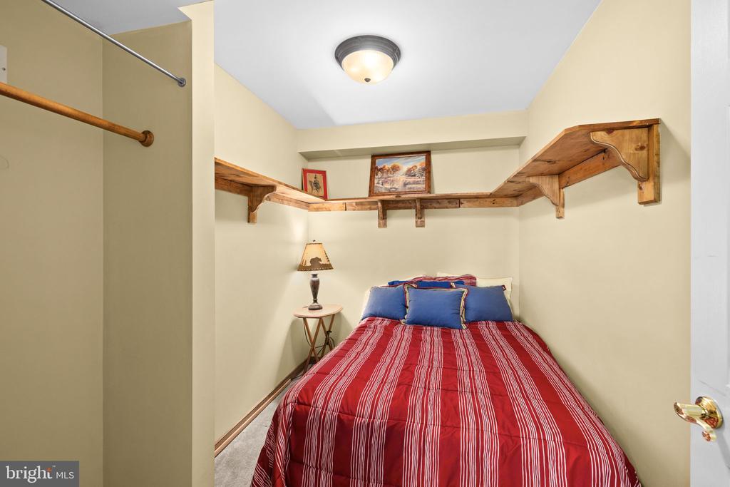 2325 WATERSIDE DR, BUMPASS, Virginia 23024, 6 Bedrooms Bedrooms, ,3 BathroomsBathrooms,Residential,2325 WATERSIDE DR,VASP2040044 MLS # VASP2040044