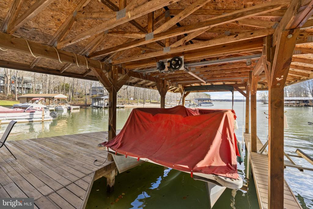 2325 WATERSIDE DR, BUMPASS, Virginia 23024, 6 Bedrooms Bedrooms, ,3 BathroomsBathrooms,Residential,2325 WATERSIDE DR,VASP2040044 MLS # VASP2040044