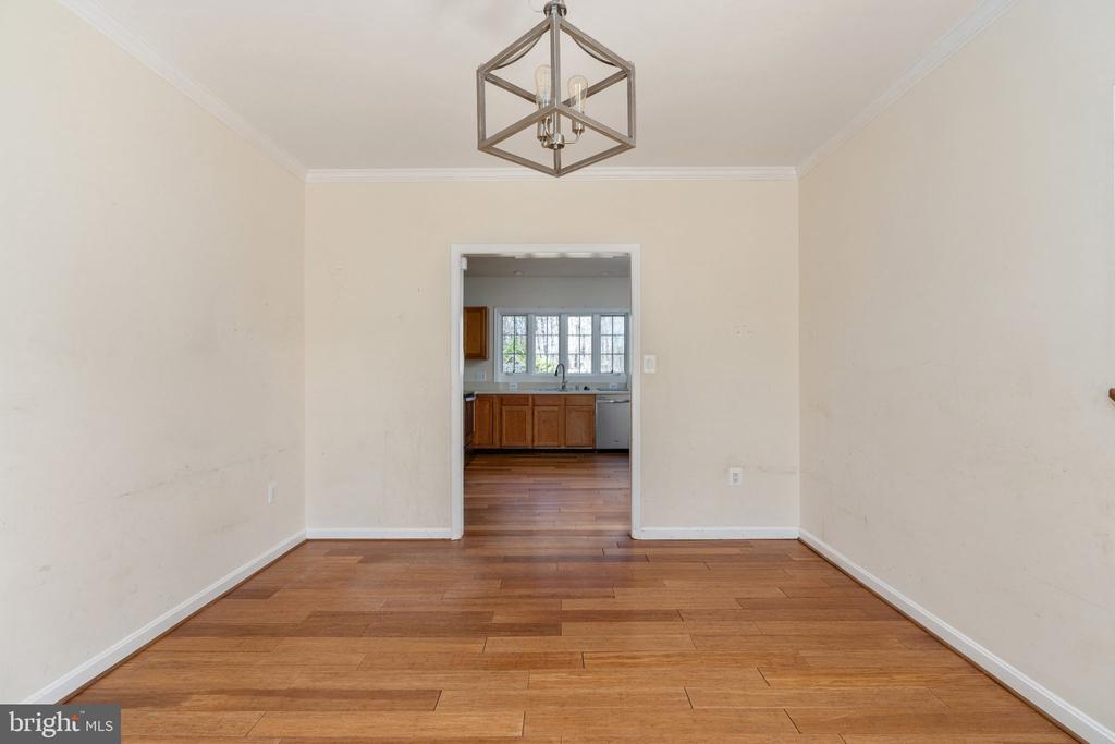 6805 LAKELAND WAY, FREDERICKSBURG, Virginia 22407, 4 Bedrooms Bedrooms, ,2 BathroomsBathrooms,Residential,6805 LAKELAND WAY,VASP2040180 MLS # VASP2040180