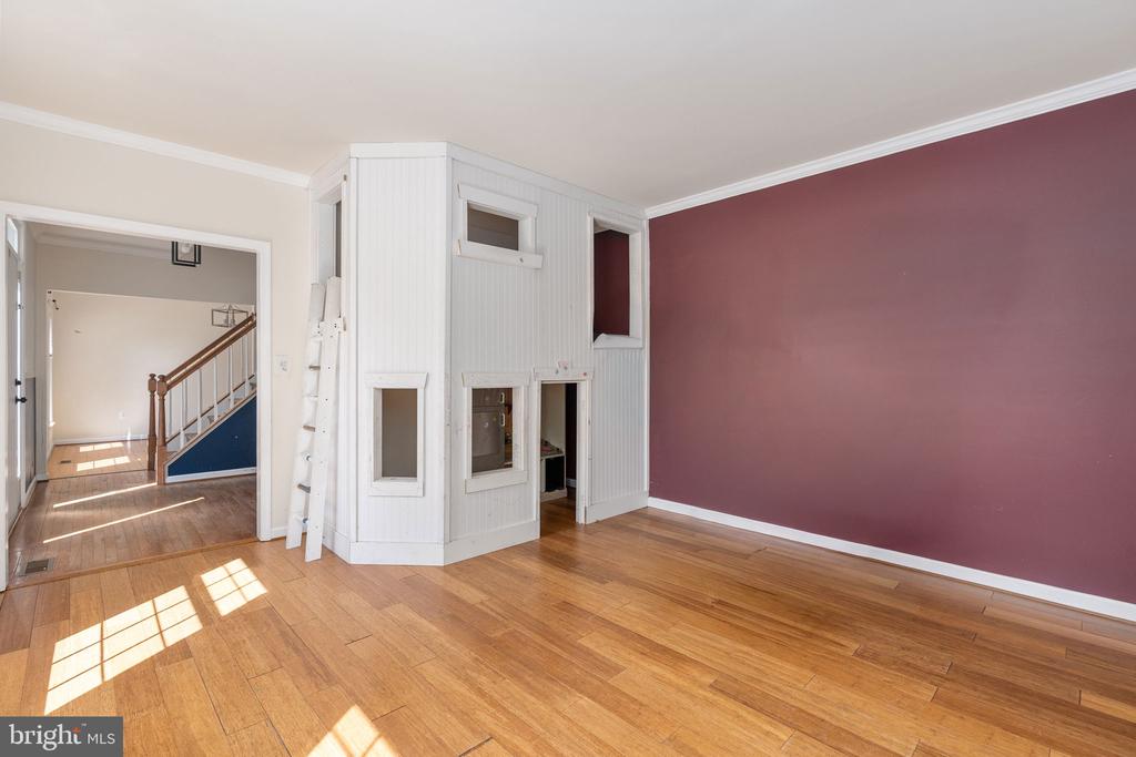 6805 LAKELAND WAY, FREDERICKSBURG, Virginia 22407, 4 Bedrooms Bedrooms, ,2 BathroomsBathrooms,Residential,6805 LAKELAND WAY,VASP2040180 MLS # VASP2040180