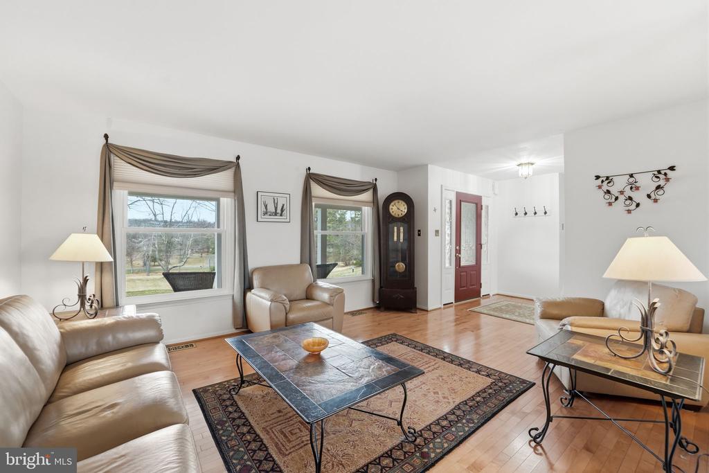 4051 RINGWOOD RD, NOKESVILLE, Virginia, 3 Bedrooms Bedrooms, ,2 BathroomsBathrooms,Residential,4051 RINGWOOD RD,VAFQ2020988 MLS # VAFQ2020988 4051 RINGWOOD RD, NOKESVILLE, Virginia, 3 Bedrooms Bedrooms, ,2 BathroomsBathrooms,Residential,4051 RINGWOOD RD,VAFQ2020988 MLS # VAFQ2020988