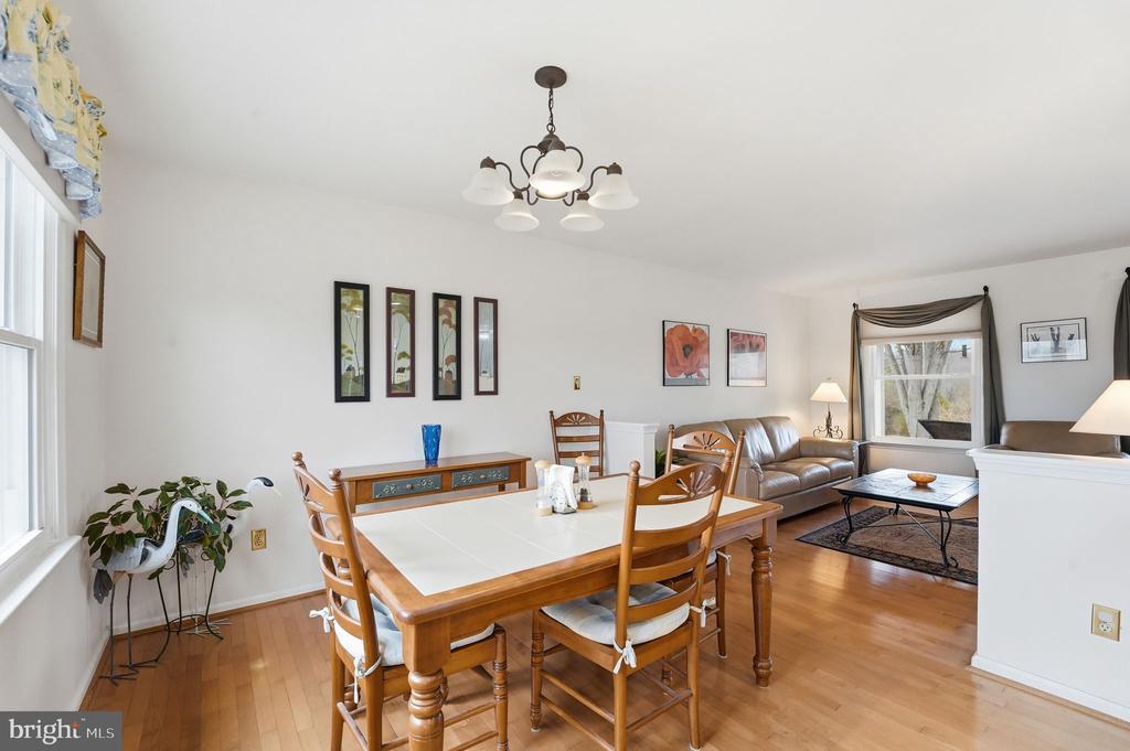 4051 RINGWOOD RD, NOKESVILLE, Virginia, 3 Bedrooms Bedrooms, ,2 BathroomsBathrooms,Residential,4051 RINGWOOD RD,VAFQ2020988 MLS # VAFQ2020988 4051 RINGWOOD RD, NOKESVILLE, Virginia, 3 Bedrooms Bedrooms, ,2 BathroomsBathrooms,Residential,4051 RINGWOOD RD,VAFQ2020988 MLS # VAFQ2020988