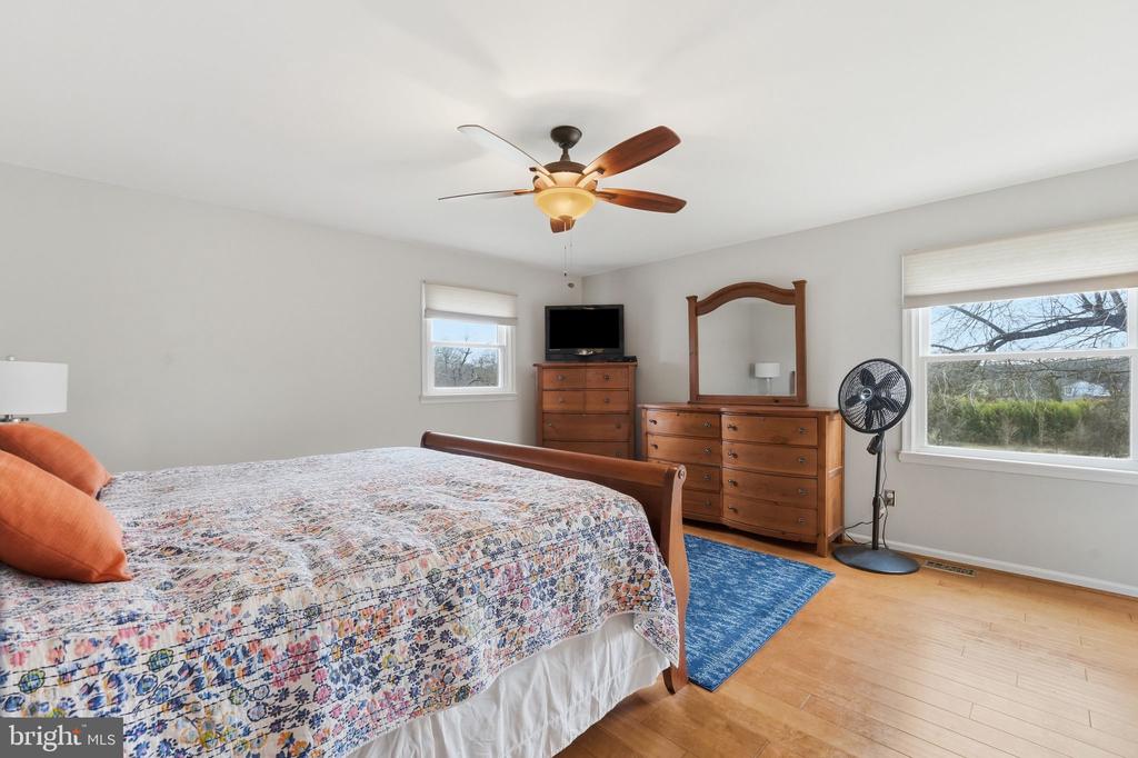 4051 RINGWOOD RD, NOKESVILLE, Virginia, 3 Bedrooms Bedrooms, ,2 BathroomsBathrooms,Residential,4051 RINGWOOD RD,VAFQ2020988 MLS # VAFQ2020988 4051 RINGWOOD RD, NOKESVILLE, Virginia, 3 Bedrooms Bedrooms, ,2 BathroomsBathrooms,Residential,4051 RINGWOOD RD,VAFQ2020988 MLS # VAFQ2020988