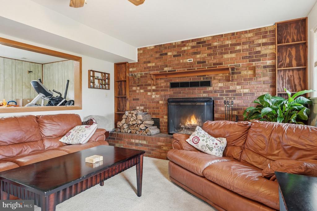 4051 RINGWOOD RD, NOKESVILLE, Virginia, 3 Bedrooms Bedrooms, ,2 BathroomsBathrooms,Residential,4051 RINGWOOD RD,VAFQ2020988 MLS # VAFQ2020988 4051 RINGWOOD RD, NOKESVILLE, Virginia, 3 Bedrooms Bedrooms, ,2 BathroomsBathrooms,Residential,4051 RINGWOOD RD,VAFQ2020988 MLS # VAFQ2020988