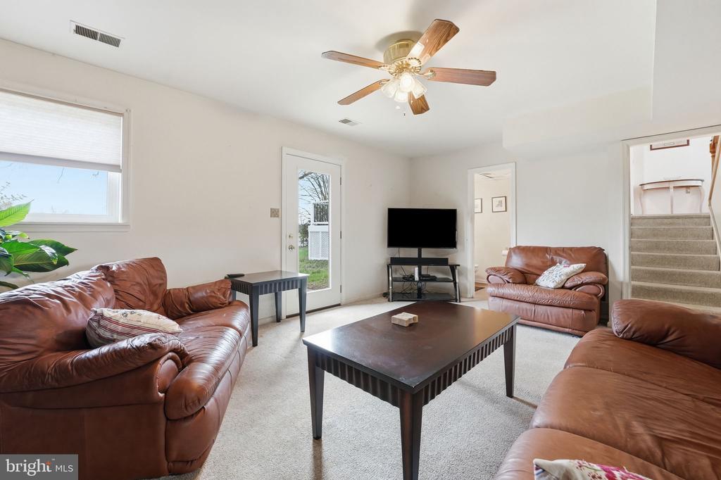 4051 RINGWOOD RD, NOKESVILLE, Virginia, 3 Bedrooms Bedrooms, ,2 BathroomsBathrooms,Residential,4051 RINGWOOD RD,VAFQ2020988 MLS # VAFQ2020988 4051 RINGWOOD RD, NOKESVILLE, Virginia, 3 Bedrooms Bedrooms, ,2 BathroomsBathrooms,Residential,4051 RINGWOOD RD,VAFQ2020988 MLS # VAFQ2020988