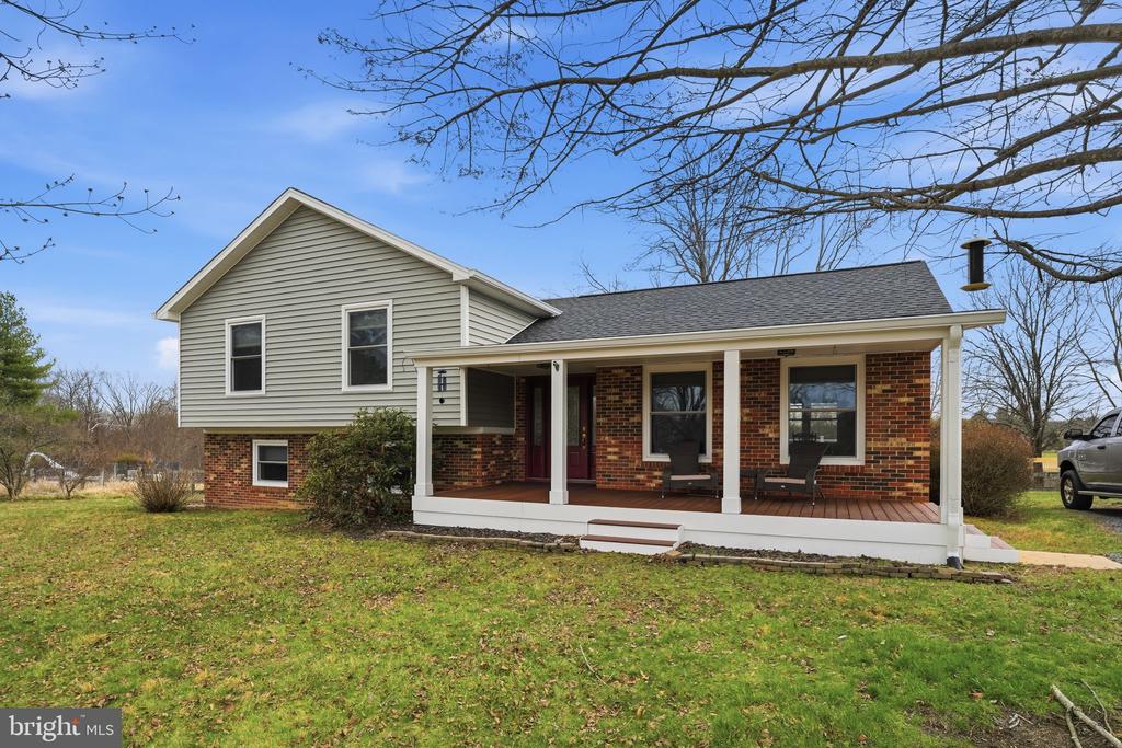 4051 RINGWOOD RD, NOKESVILLE, Virginia, 3 Bedrooms Bedrooms, ,2 BathroomsBathrooms,Residential,4051 RINGWOOD RD,VAFQ2020988 MLS # VAFQ2020988 4051 RINGWOOD RD, NOKESVILLE, Virginia, 3 Bedrooms Bedrooms, ,2 BathroomsBathrooms,Residential,4051 RINGWOOD RD,VAFQ2020988 MLS # VAFQ2020988