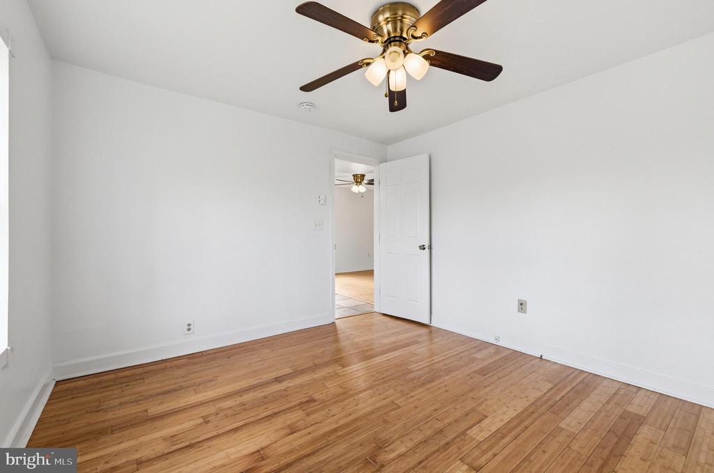 514 LURAY AVE, LURAY, Virginia 22835, 2 Bedrooms Bedrooms, ,1 BathroomBathrooms,Residential,514 LURAY AVE,VAPA2006138 MLS # VAPA2006138 514 LURAY AVE, LURAY, Virginia 22835, 2 Bedrooms Bedrooms, ,1 BathroomBathrooms,Residential,514 LURAY AVE,VAPA2006138 MLS # VAPA2006138