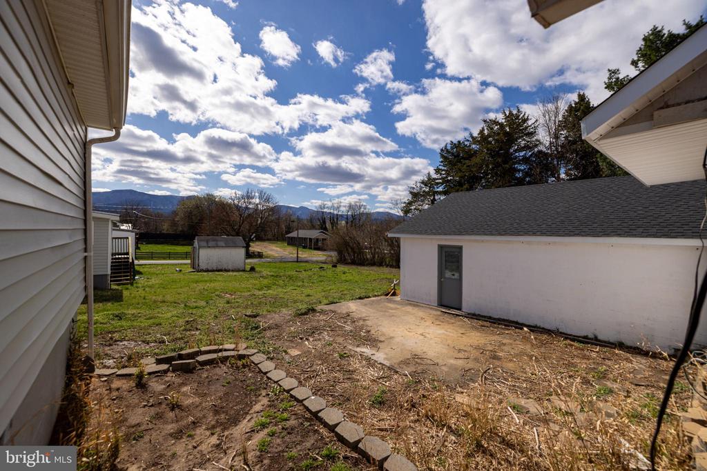 514 LURAY AVE, LURAY, Virginia 22835, 2 Bedrooms Bedrooms, ,1 BathroomBathrooms,Residential,514 LURAY AVE,VAPA2006138 MLS # VAPA2006138 514 LURAY AVE, LURAY, Virginia 22835, 2 Bedrooms Bedrooms, ,1 BathroomBathrooms,Residential,514 LURAY AVE,VAPA2006138 MLS # VAPA2006138