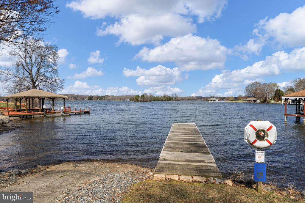 113 BEAR CT, BUMPASS, Virginia 23024, 5 Bedrooms Bedrooms, ,4 BathroomsBathrooms,Residential,113 BEAR CT,VALA2009174 MLS # VALA2009174