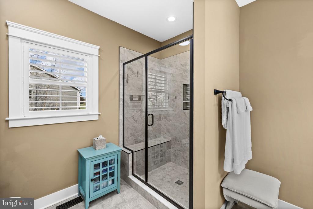 113 BEAR CT, BUMPASS, Virginia 23024, 5 Bedrooms Bedrooms, ,4 BathroomsBathrooms,Residential,113 BEAR CT,VALA2009174 MLS # VALA2009174