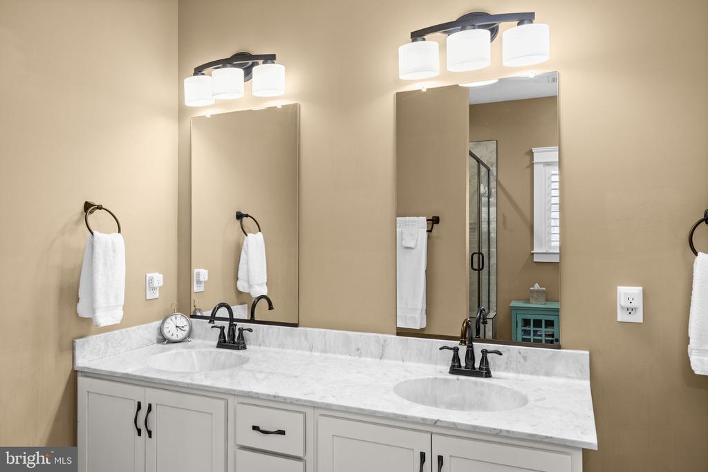 113 BEAR CT, BUMPASS, Virginia 23024, 5 Bedrooms Bedrooms, ,4 BathroomsBathrooms,Residential,113 BEAR CT,VALA2009174 MLS # VALA2009174