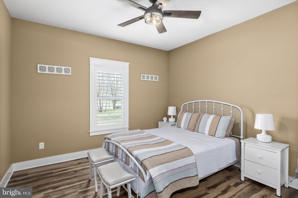 113 BEAR CT, BUMPASS, Virginia 23024, 5 Bedrooms Bedrooms, ,4 BathroomsBathrooms,Residential,113 BEAR CT,VALA2009174 MLS # VALA2009174