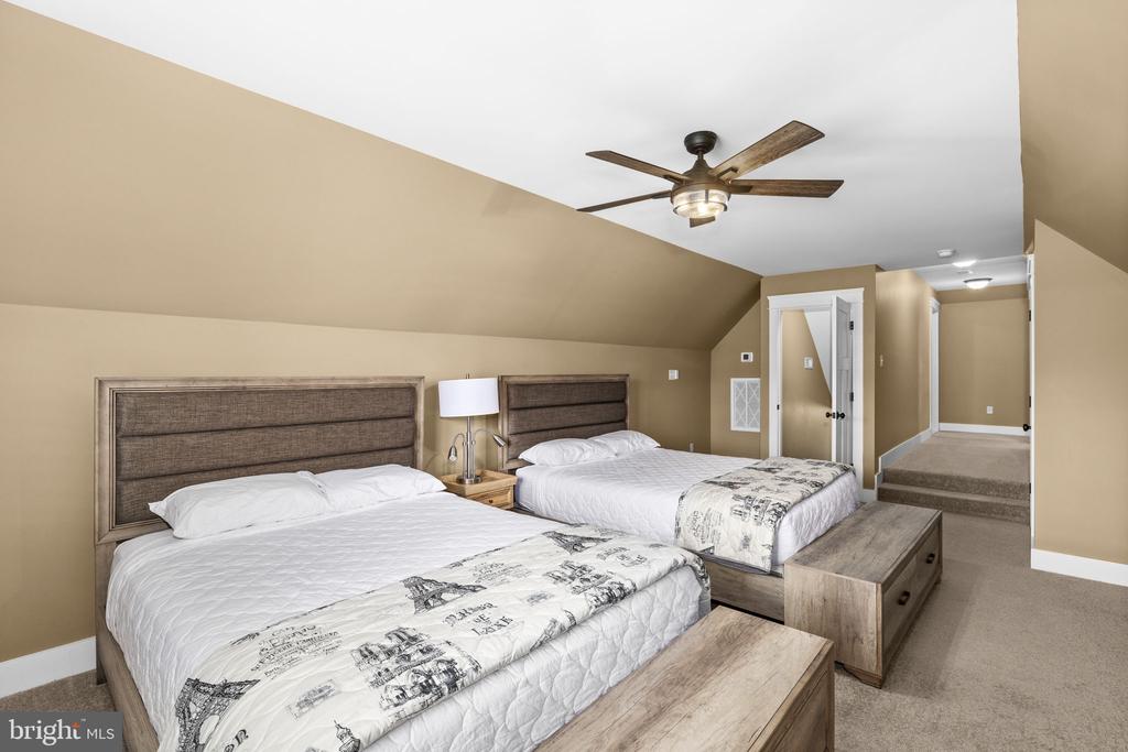 113 BEAR CT, BUMPASS, Virginia 23024, 5 Bedrooms Bedrooms, ,4 BathroomsBathrooms,Residential,113 BEAR CT,VALA2009174 MLS # VALA2009174