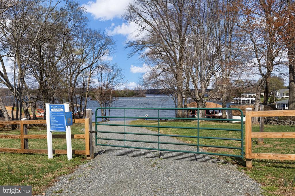 113 BEAR CT, BUMPASS, Virginia 23024, 5 Bedrooms Bedrooms, ,4 BathroomsBathrooms,Residential,113 BEAR CT,VALA2009174 MLS # VALA2009174