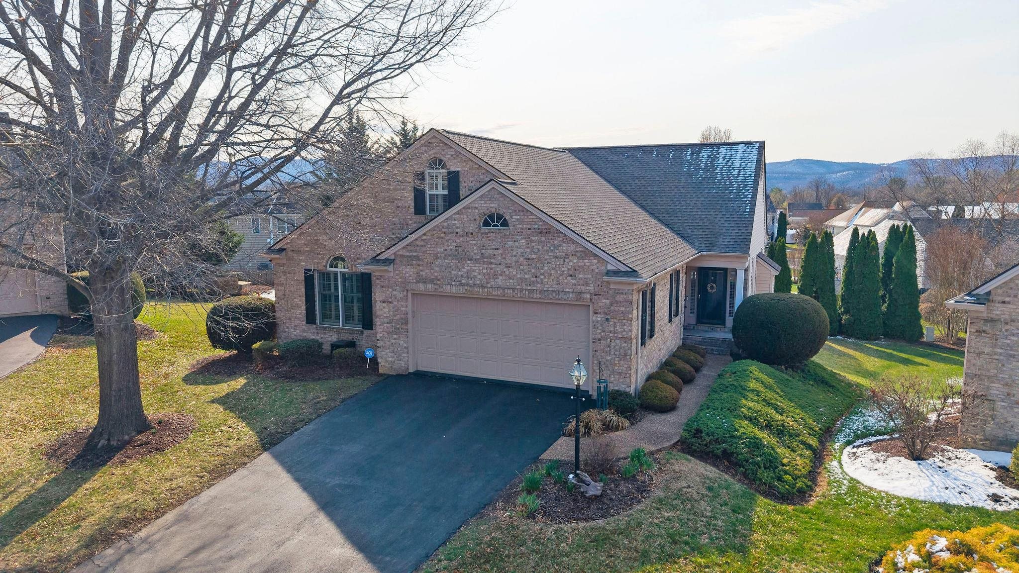 An HOA community with snow removal & lawn care.