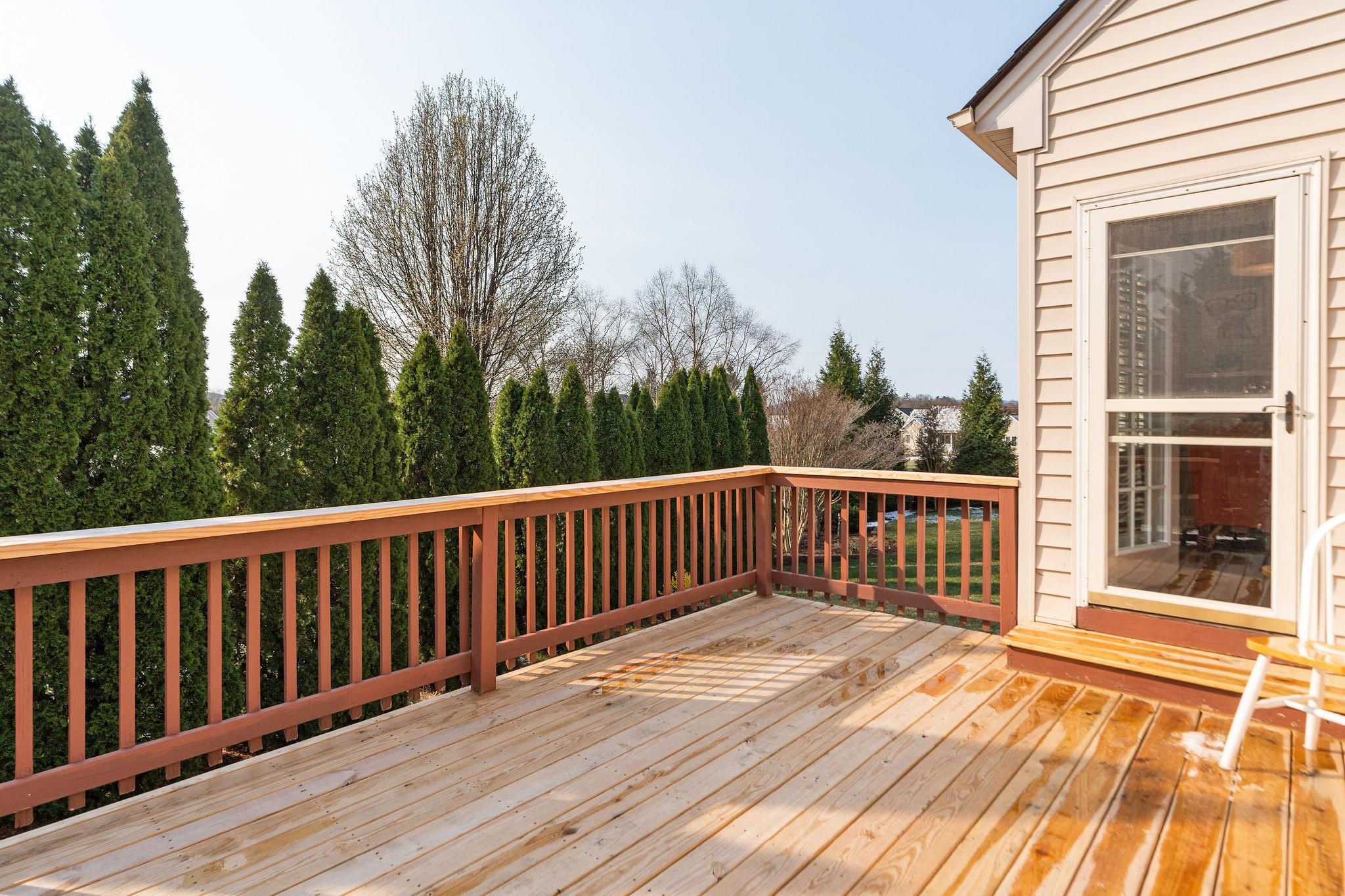 ...located off of the kitchen.